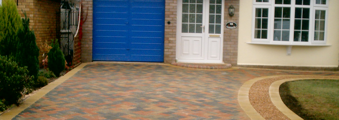 SPA paving - Worcester driveway with step